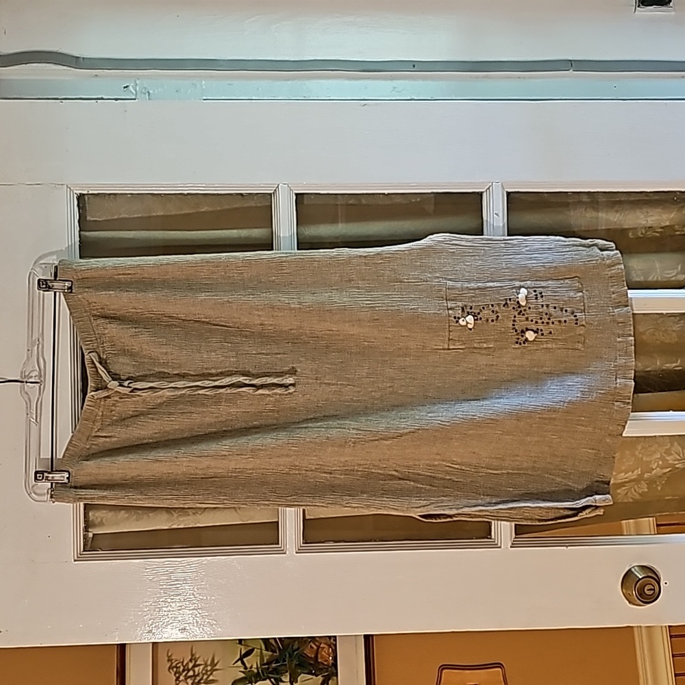 C.M. Shapes - tan wrinkle skirt
